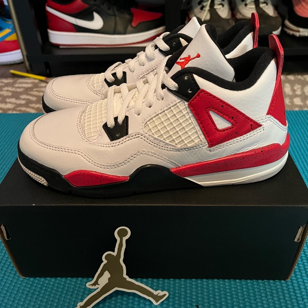 Jordan 4 Retro (PS) - Picture 3 of 6